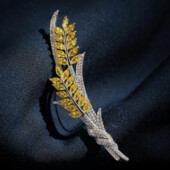 брошки на вибір