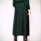 Темнозелена спідниця міді