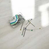 Набір шпильок в футлярі