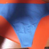 Яркие бесшовные стринги из микрофибры размер 42/44