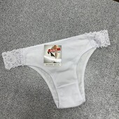 Бавовняні трусики - бразиліани з мереживими вставками на розмір М/L ( дивіться заміри)