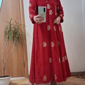 Шикарне плаття в підлогу з вишивкою розмір 14