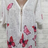 Белая футболка в мотылек