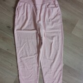 Сток. Нові фірмові штани актуальної модельки.