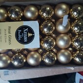 Новорічні шари маленькі але дуже гарні