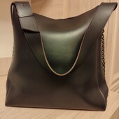 Большая вместительная сумка,сост новой.