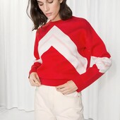 Яскравий светр