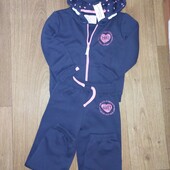 Дитячий костюм на дівчинку новий.