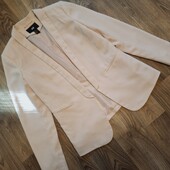 Стильний красивий піджак!