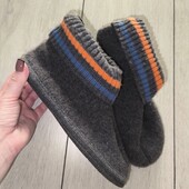 Теплі шерстяні тапочки. 22см - стелька. В чудовому стані