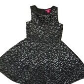 Ошатна сукня на 8-9років зріст 134