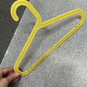 105. Вішалка для дитячого одягу IKEA