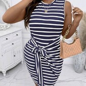 В ідеалі сукня розмір ХЛ.НОГ 55/65см.