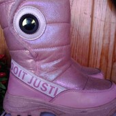 Зимові чоботи на дівчинку.