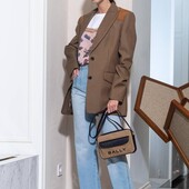 Світлий, бежевий, шерстяний піджак, якість супер, відмінний стан