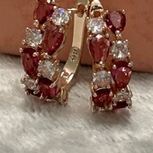 Шикарная новинка!Серьги с бело-розовыми цирконами ,позолота 585 пробы,высота 2.2/0.7 см