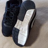 Класні кросси б/в . Розміри 42- 27 см