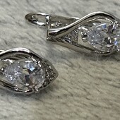 Серьги Нежность,под серебро,высота 1.6 см,ширина 0.9 см