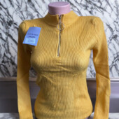 М'якенький светрик