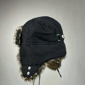 Теплющяя с ушками с ремешком на кнопке под подбородком р.1-3 года по бирке