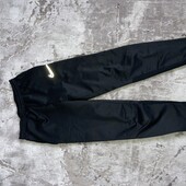 Спортивні штани Nike