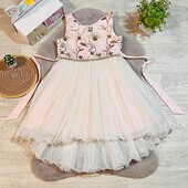 Неймовірна нарядна сукня, ідеальний стан