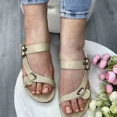 37 р. - 23,2 см Жіночі шльопанці.