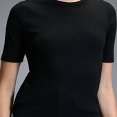 Футболка.sinsay.розмір ХХS.чорний колір