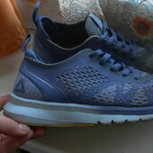 Кроссовки Reebok состояние очень хорошее