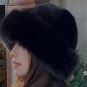 Жіноча зимова шапка