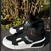 Кросівки жіночі зимові