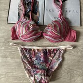 Красивый бюстгальтер с пушап 75в и трусы