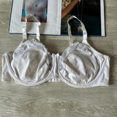 Красивый бюстгальтер 95е