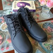 Нові черевики зима 40 р