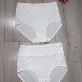 Дві пари трусів розмір Л.