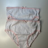 369. Труси 2 шт 4/5