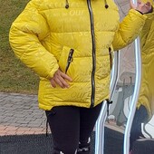 Шикарная очень теплая куртка