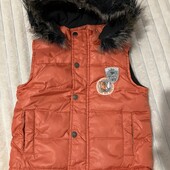 Тепла пухова желетка на 2-3 роки