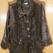 Красива велюрова куртка. Без підкладки. Великий розмір