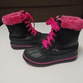 Термостійкі водонепроникні чоботи Skechers