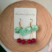 Витончені висячі акрилові сережки