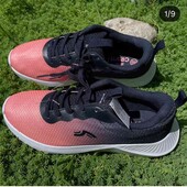 кросівки жіночі 