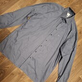 Красива фірмова сорочка!