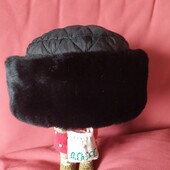 Шапка жіноча, тепла, хутряна.