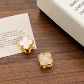 Сережки двухсторонні медсплав клевер конюшина