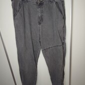 Сірі джинси джогери Boohoo р 20 (пот -48, поб -63)