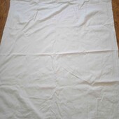 Фірмова біленька скатертина,заміри 130/150