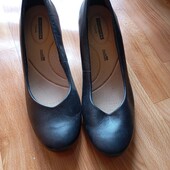 Шкіряні туфлі Clarks, p.41. стан чудовий