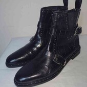 Нові шкіряні демісезонне черевики з тисненням рептилія 40 р