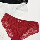 3 штуки гарних жіночих трусиків на стегна 106-112 см.